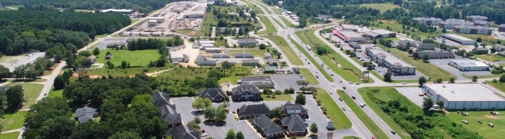 More Photos Of 102 Commons Blvd, Piedmont Office Residential For Lease