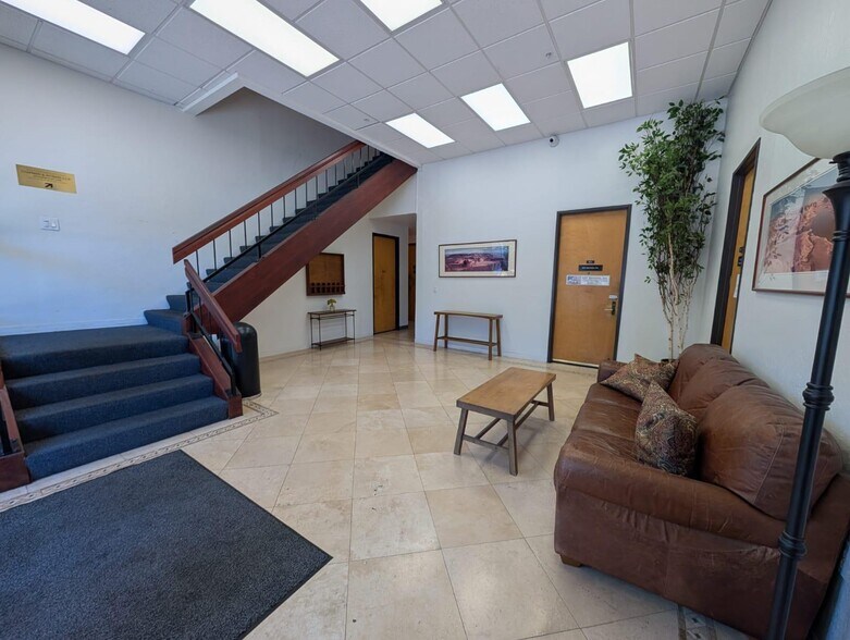 More Photos Of 2236 Mariner Square Dr, Alameda Office Residential For Sale