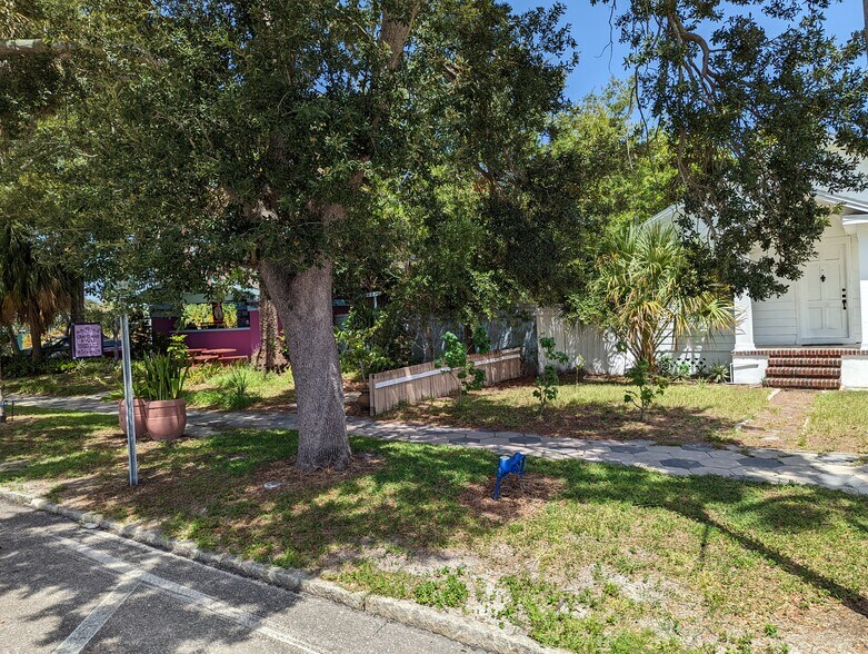 More Photos Of 2955 Central Ave, Saint Petersburg Restaurant For Sale