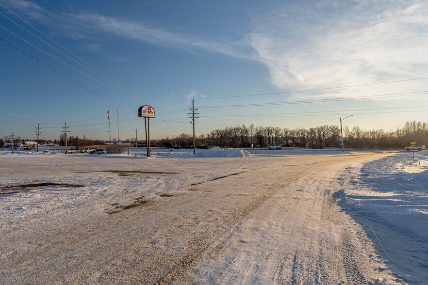 More Photos Of 19389 Frontage Rd, Detroit Lakes Hotel For Sale