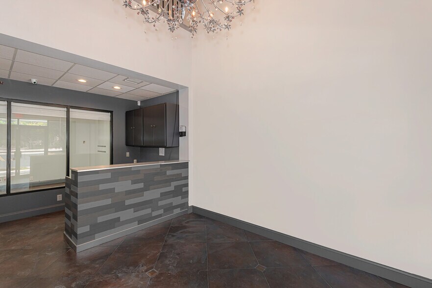 More Photos Of 3650 Coral Ridge Dr, Coral Springs Light Manufacturing For Sale