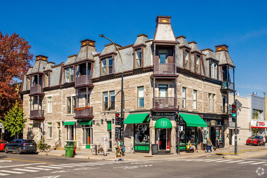 More Photos Of 807-809 Rue Rachel E, Montréal Storefront Retail Residential For Sale