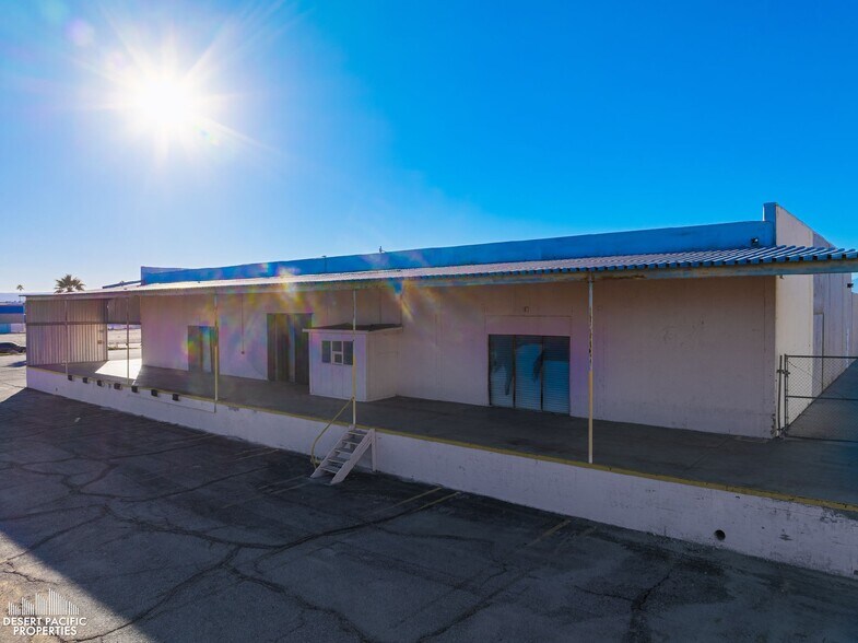 More Photos Of 45585 Commerce St, Indio Warehouse For Sale
