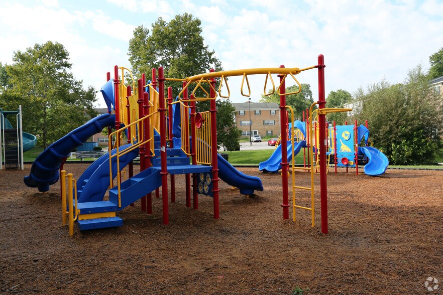 More Photos Of 10000 Greenside Dr, Cockeysville Apartments For Lease