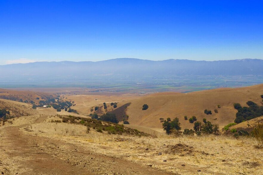 More Photos Of 32800 Johnson Canyon Rd, Gonzales Land For Sale