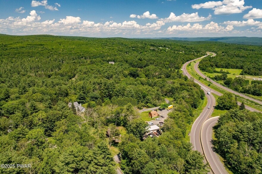 More Photos Of 11 Mt Spring Rd, Milford Auto Repair For Sale