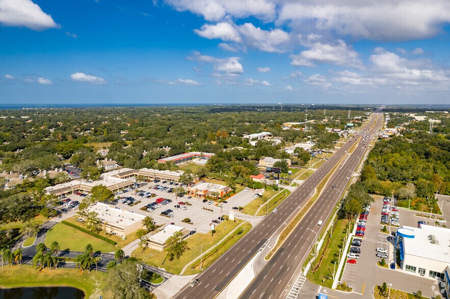 More Photos Of 31918 US Highway 19 N, Palm Harbor Unknown For Lease