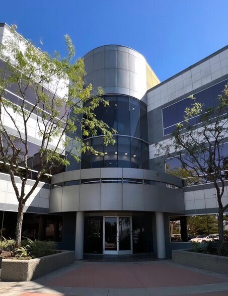 More Photos Of 21700 Copley Dr, Diamond Bar Office For Lease