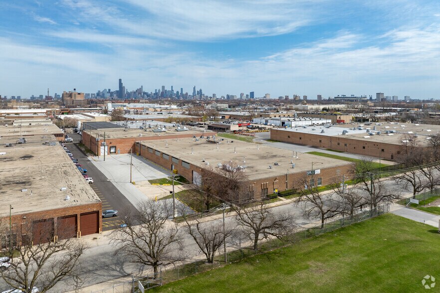 Primary Photo Of 1120 W Exchange Ave, Chicago Warehouse For Lease
