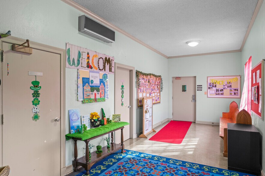 More Photos Of 4347 Arlington Blvd, Arlington Religious Facility For Lease