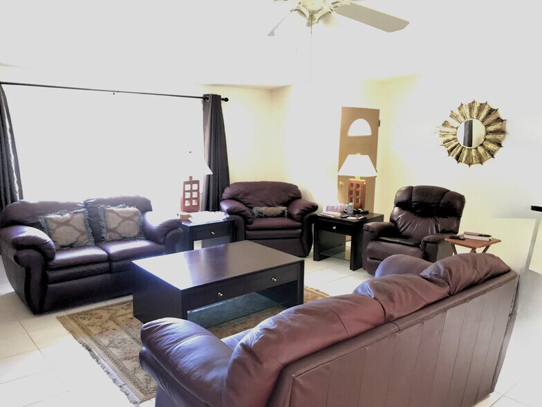 More Photos Of 36345 FL-54, Zephyrhills Freestanding For Sale