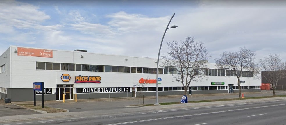 More Photos Of 2995-2999 Boul Le Corbusier, Laval Warehouse For Lease