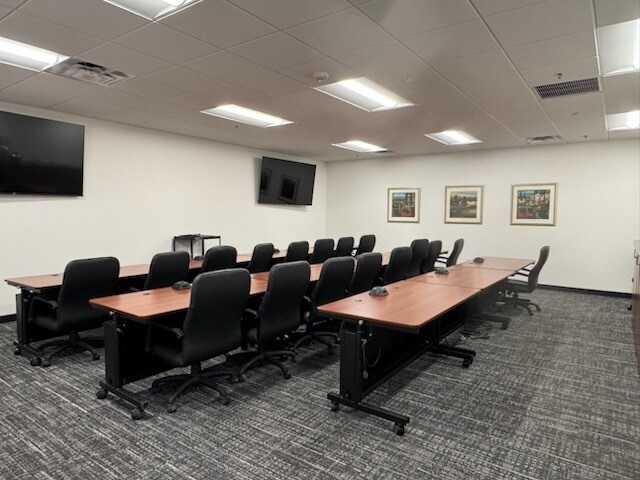 More Photos Of 17015 N Scottsdale Rd, Scottsdale Office For Lease