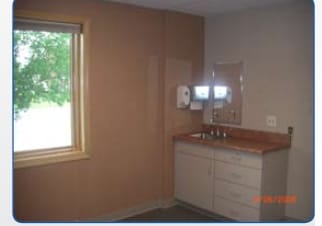 More Photos Of 625 Demers Ave, East Grand Forks Medical For Lease