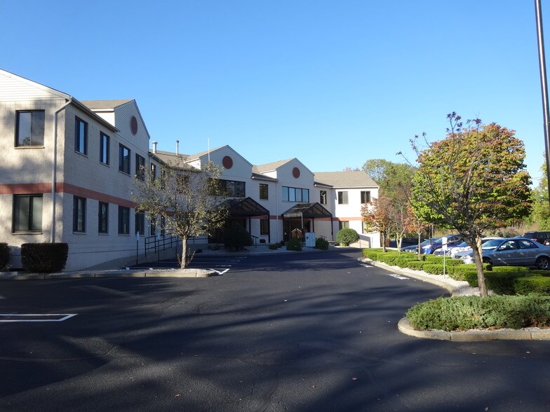 More Photos Of 200 Centerville Rd, Warwick Office Residential For Lease