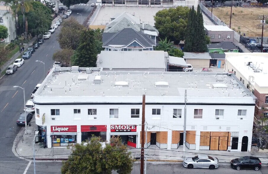 More Photos Of 1669-1683 11th St, Los Angeles Apartments For Sale