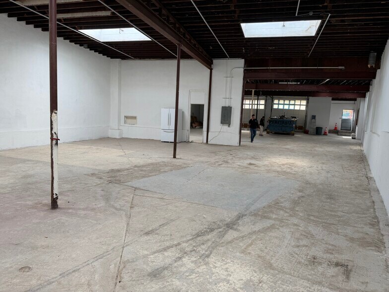 More Photos Of 81-83 Prospect St, Staten Island Industrial For Lease