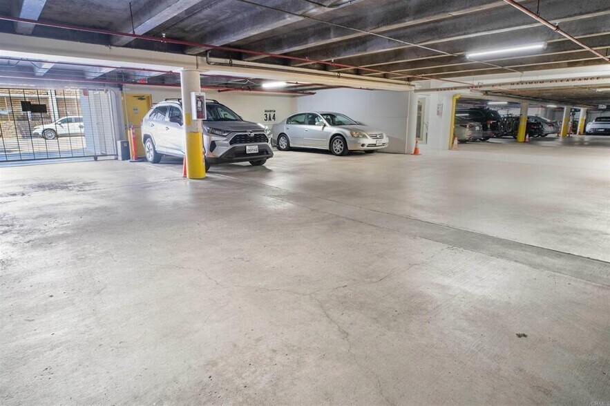 More Photos Of 2535 Kettner Blvd, San Diego Office Residential For Sale