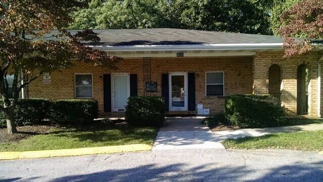 More Photos Of 128-152 Chartley Dr, Reisterstown General Retail For Sale