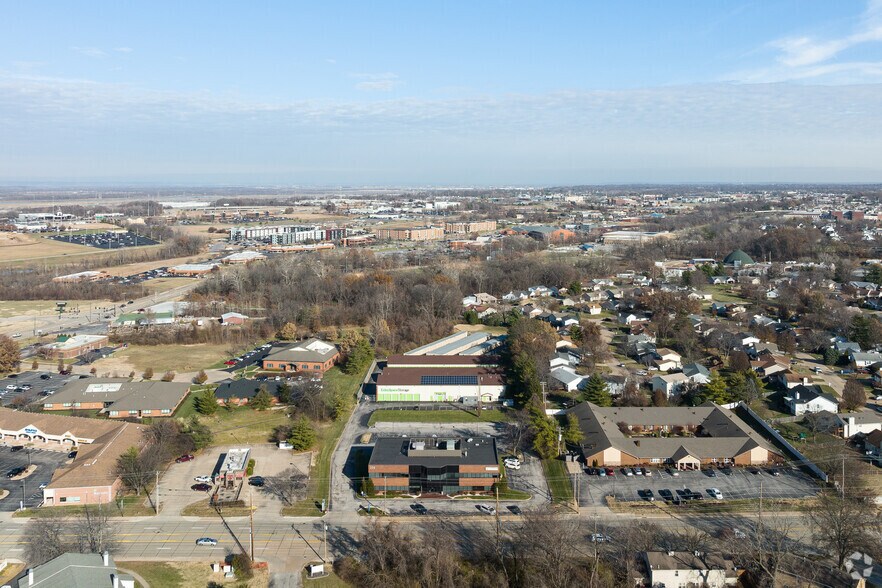 More Photos Of 255 Spencer Rd, Saint Peters Office For Lease