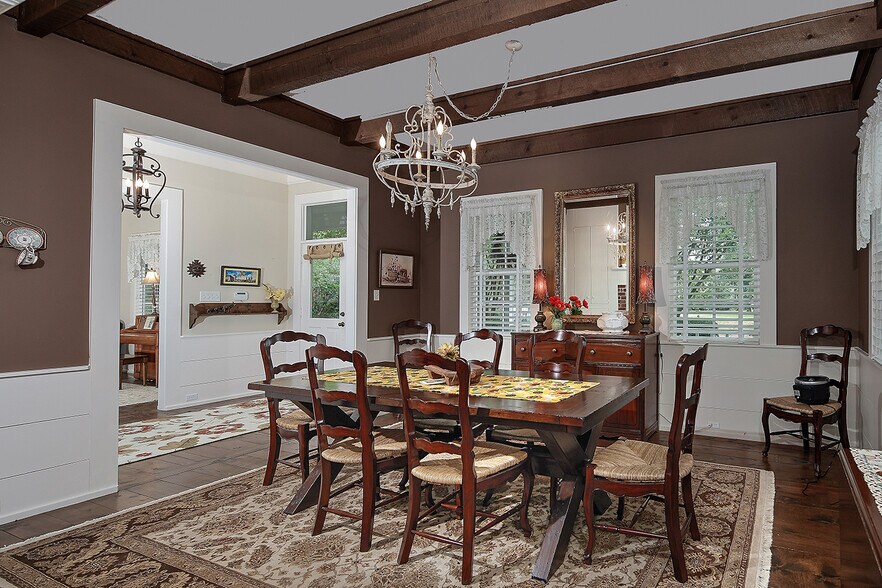 More Photos Of 15598 Bedford Ln, Conroe Specialty For Sale