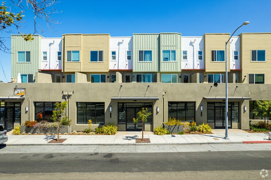 More Photos Of 986 W Grand Ave, Oakland Apartments For Lease