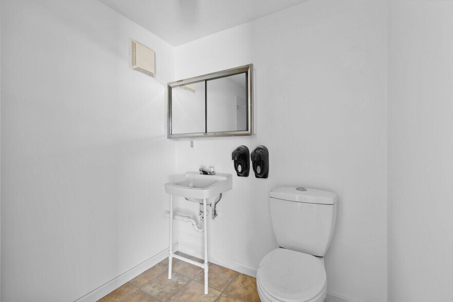 More Photos Of 1200 Clare Ave, West Palm Beach Service For Sale