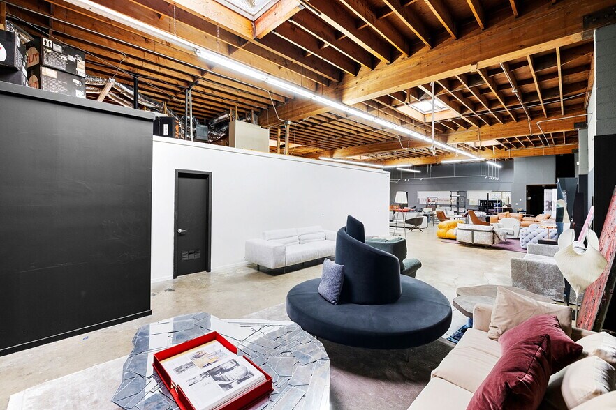 More Photos Of 3364 S Robertson Blvd, Los Angeles Warehouse For Sale