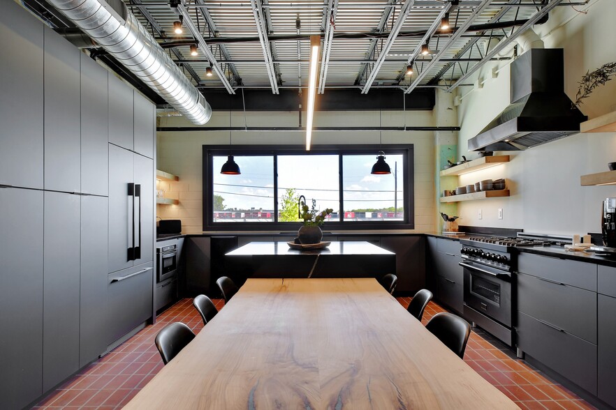 More Photos Of 215 Coca Cola Pl, San Antonio Apartments For Lease