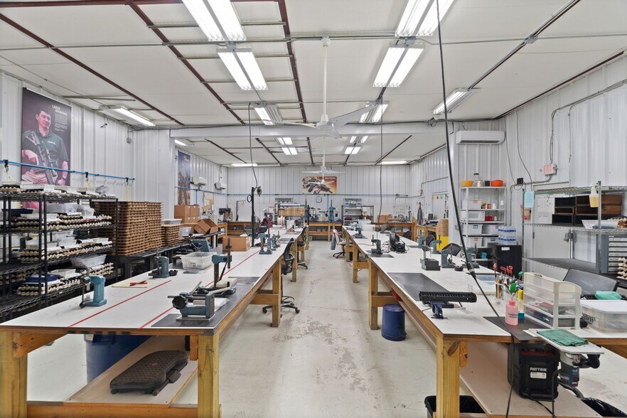 More Photos Of 9450 Ranch Road 2243, Leander Light Distribution For Sale