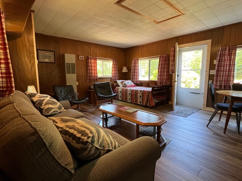 More Photos Of 29209 County Road 407, Newberry Lodge Meeting Hall For Sale