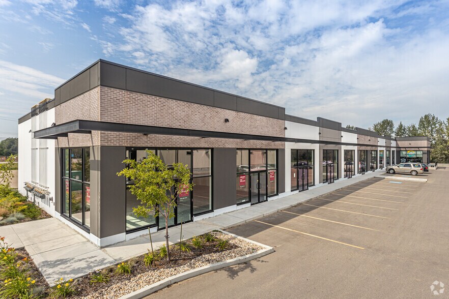 More Photos Of 4911 44th Ave, Stony Plain Storefront For Lease