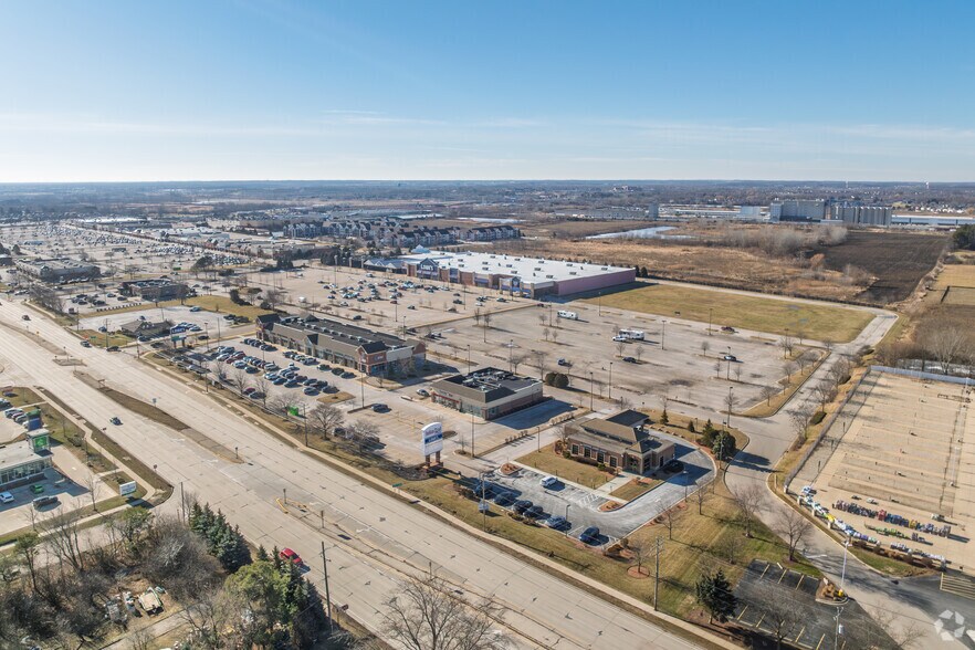 More Photos Of Green Bay Rd, Kenosha Land For Sale