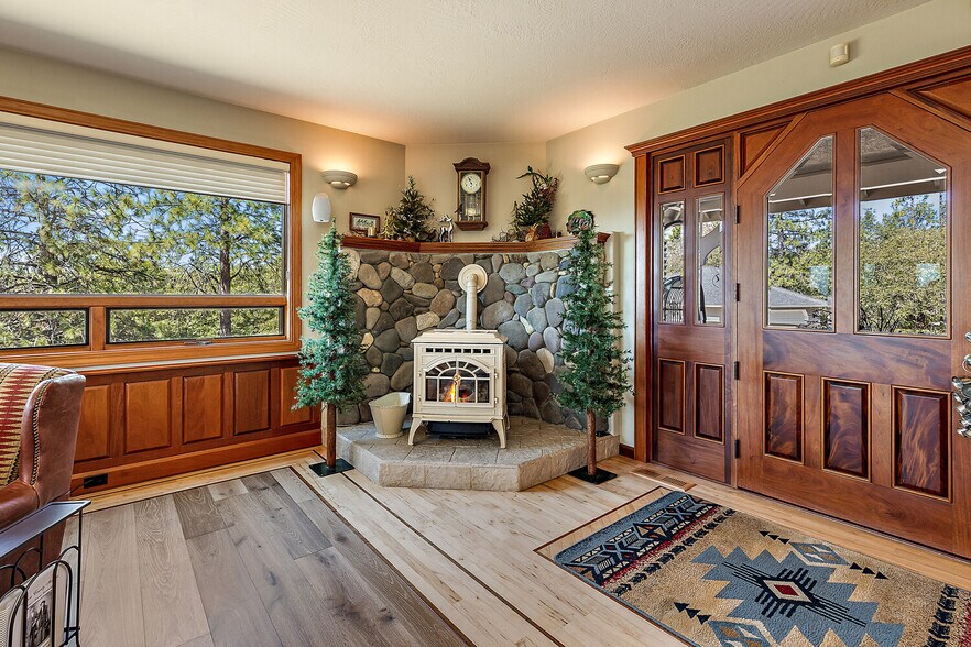 More Photos Of 17373 Antioch Rd, White City Land For Sale