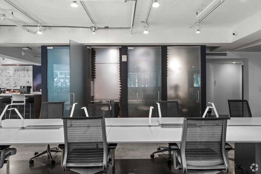 More Photos Of 333 Las Olas Way, Fort Lauderdale Coworking Space