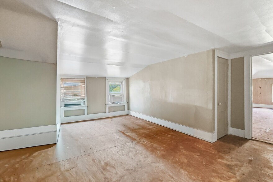 More Photos Of 225 Owego Turnpike, Waymart Specialty For Sale