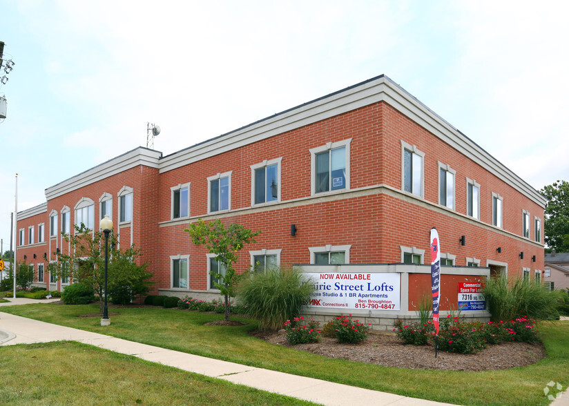 Primary Photo Of 204 E Prairie, Marengo Office For Lease