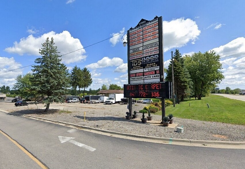 More Photos Of 27992 W State Route 120, Lakemoor Warehouse For Lease