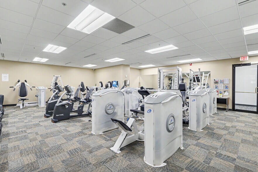 More Photos Of 2000 Heritage Way, Waverly Office For Sale