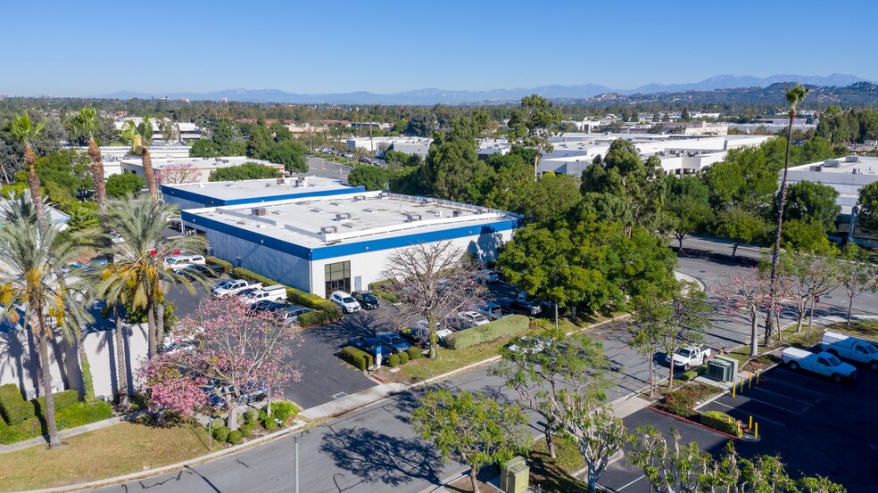 Primary Photo Of 2752 Walnut Ave, Tustin Warehouse For Lease