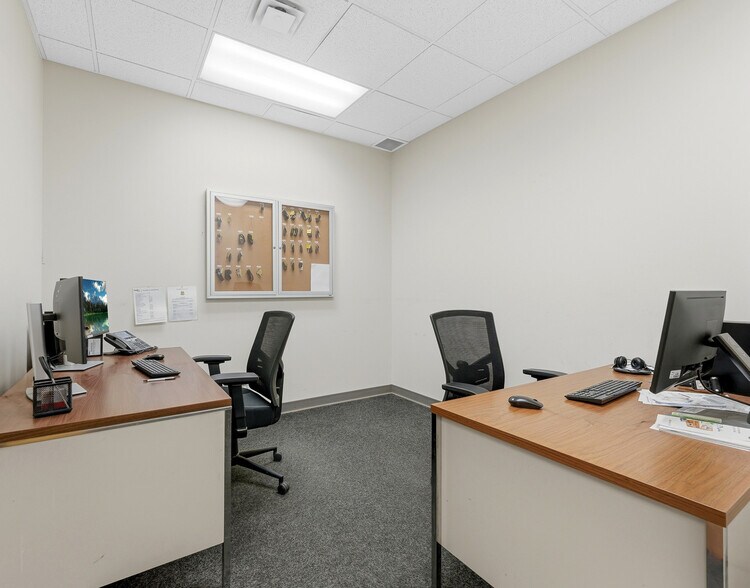 More Photos Of 3301 Bruening Ave SW, Canton Warehouse For Lease