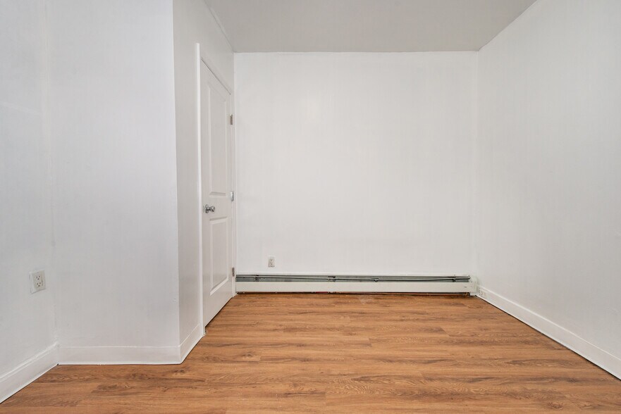 More Photos Of 611 Summit Ave, Union City Storefront Retail Residential For Sale