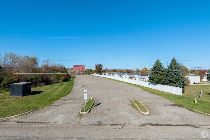 More Photos Of 6483 E Court St N, Burton Land For Sale