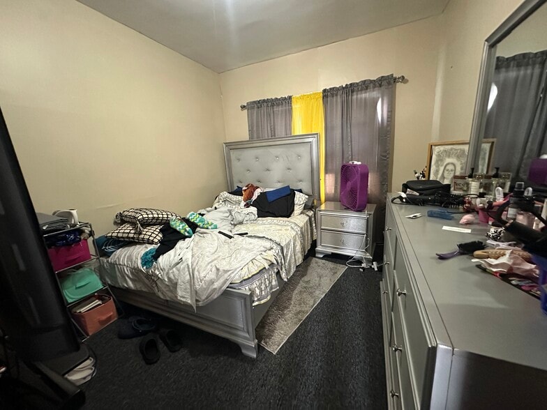 More Photos Of 75 Clark St, New Britain Apartments For Sale