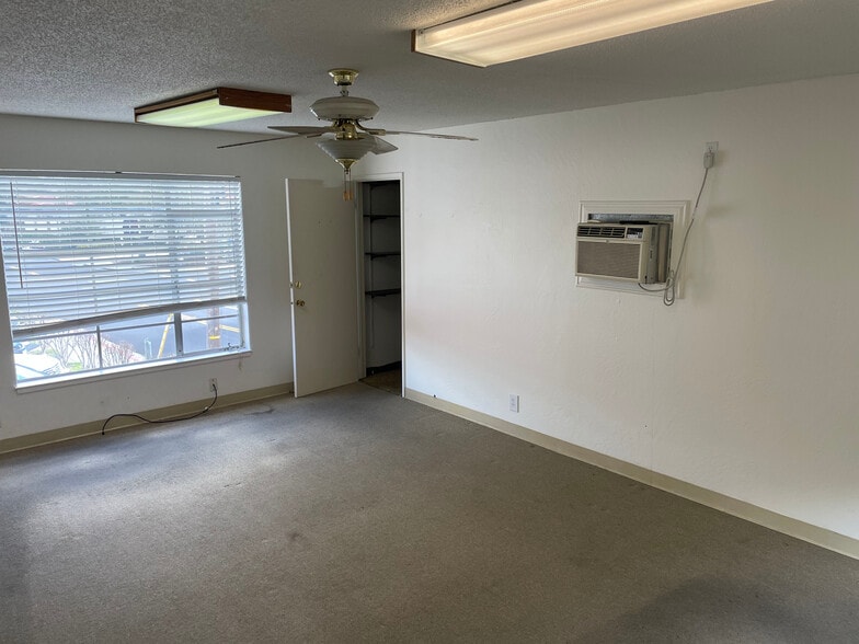 More Photos Of 501 N Santa Cruz Ave, Los Gatos Storefront Retail Office For Sale