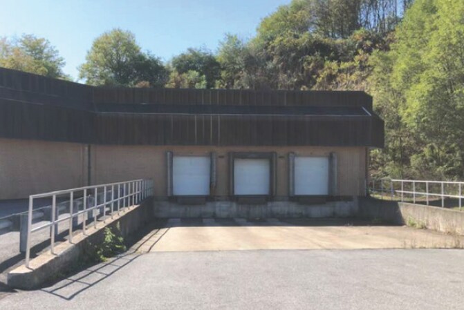 More Photos Of 700 Broad St, Selinsgrove Supermarket For Lease