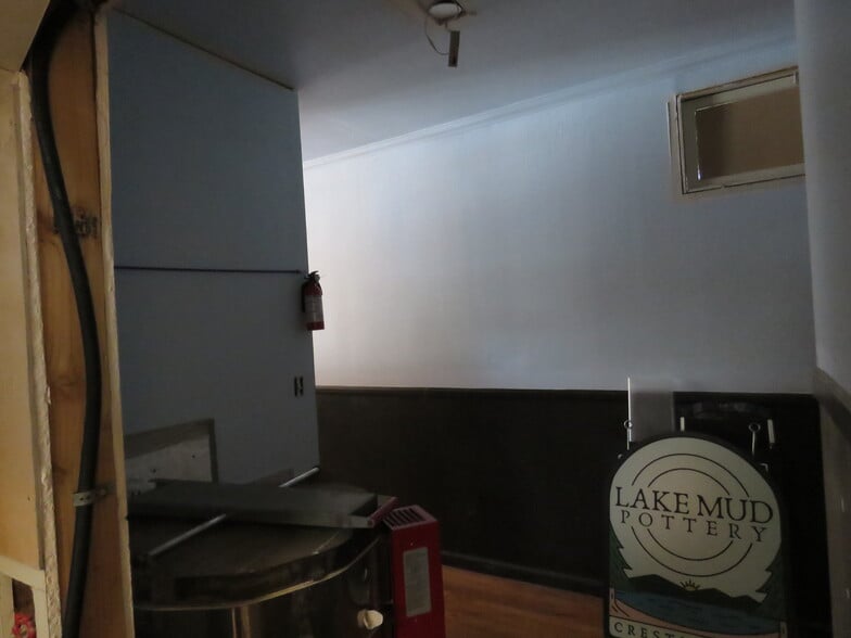 More Photos Of 23382 Crest Forest Dr, Crestline Freestanding For Sale