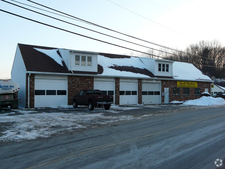Primary Photo Of 25 Darling St, Southington Auto Repair For Sale