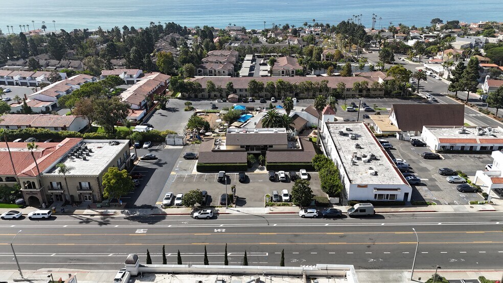More Photos Of 3553 Camino Mira Costa, San Clemente Medical For Sale