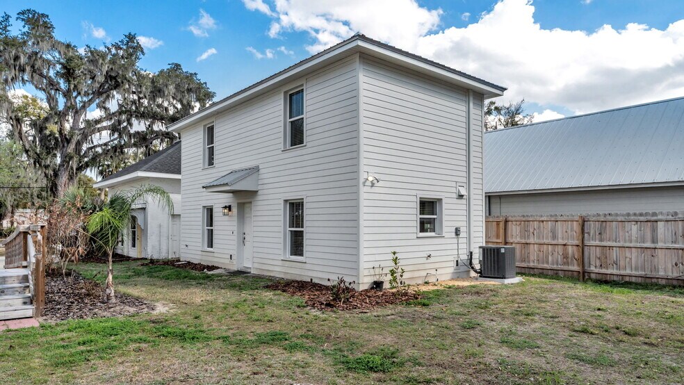 More Photos Of 555 E Stanford St, Bartow Flex For Sale